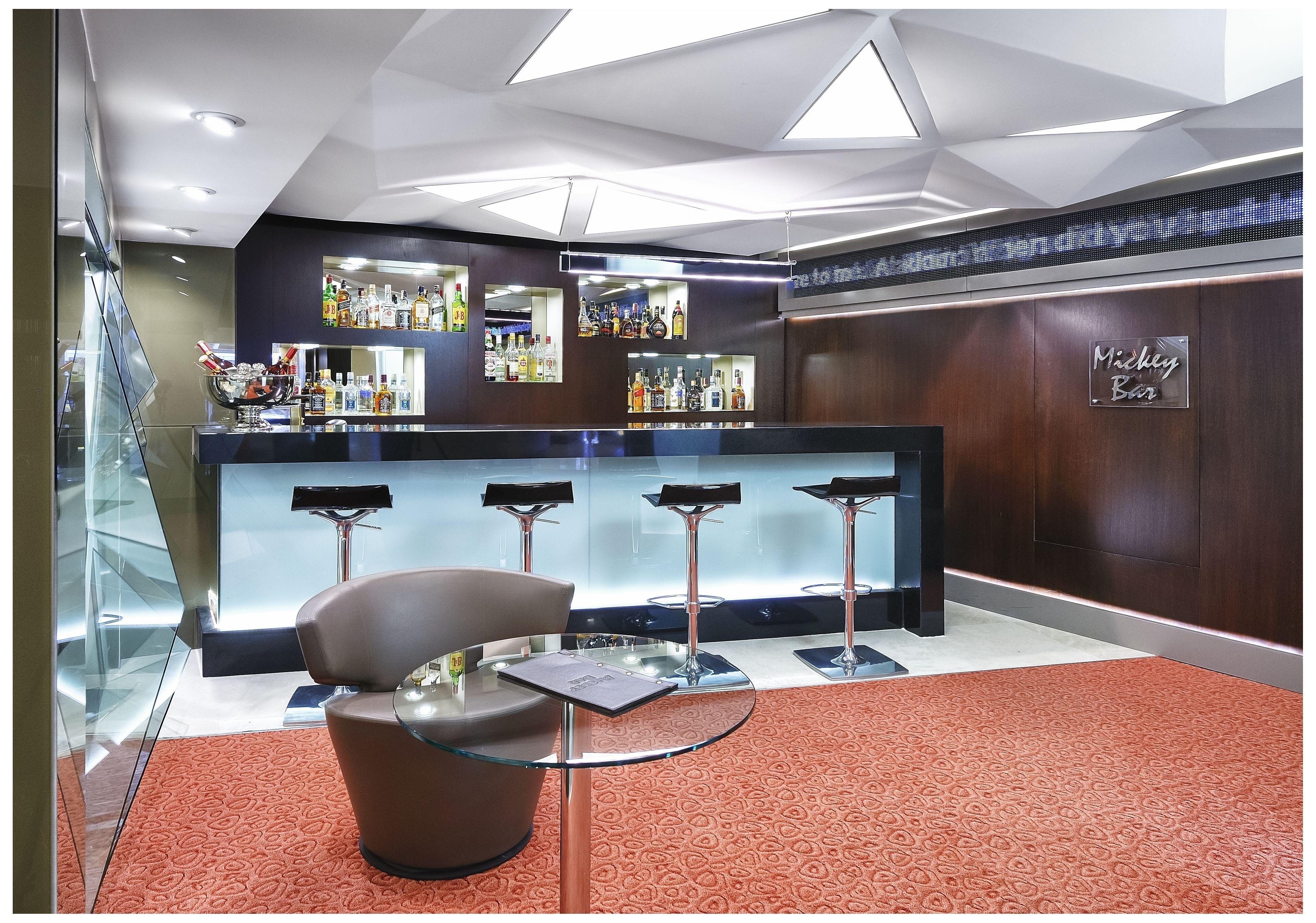 Cartoon Hotel — Photos 3